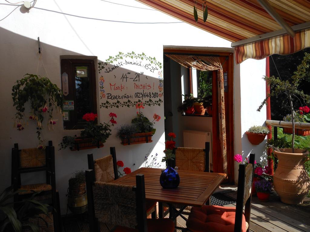 Bistro-Pension La Teleferic Sinaia Dış mekan fotoğraf