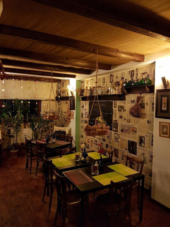 Bistro-Pension La Teleferic Sinaia Dış mekan fotoğraf